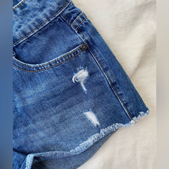 Rip curl Womens Denim Shorts cut off distressed Surf beachy Size 25 - Picture 2 of 9
